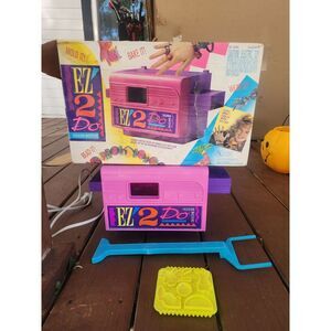 Vintage EZ 2 DO Fashion Machine Set‎ Kenner Original Box WORKS!